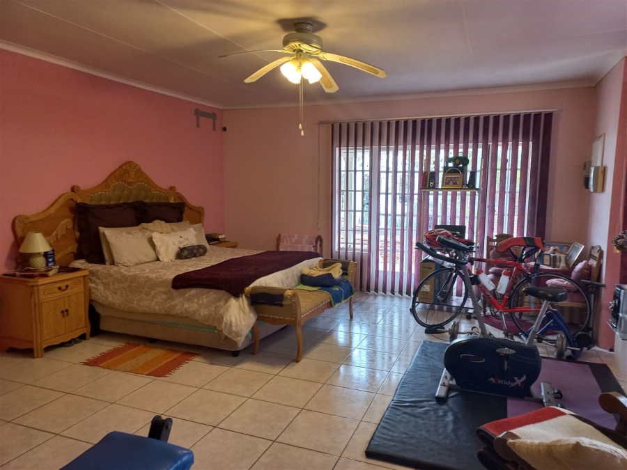 5 Bedroom Property for Sale in Cashan North West